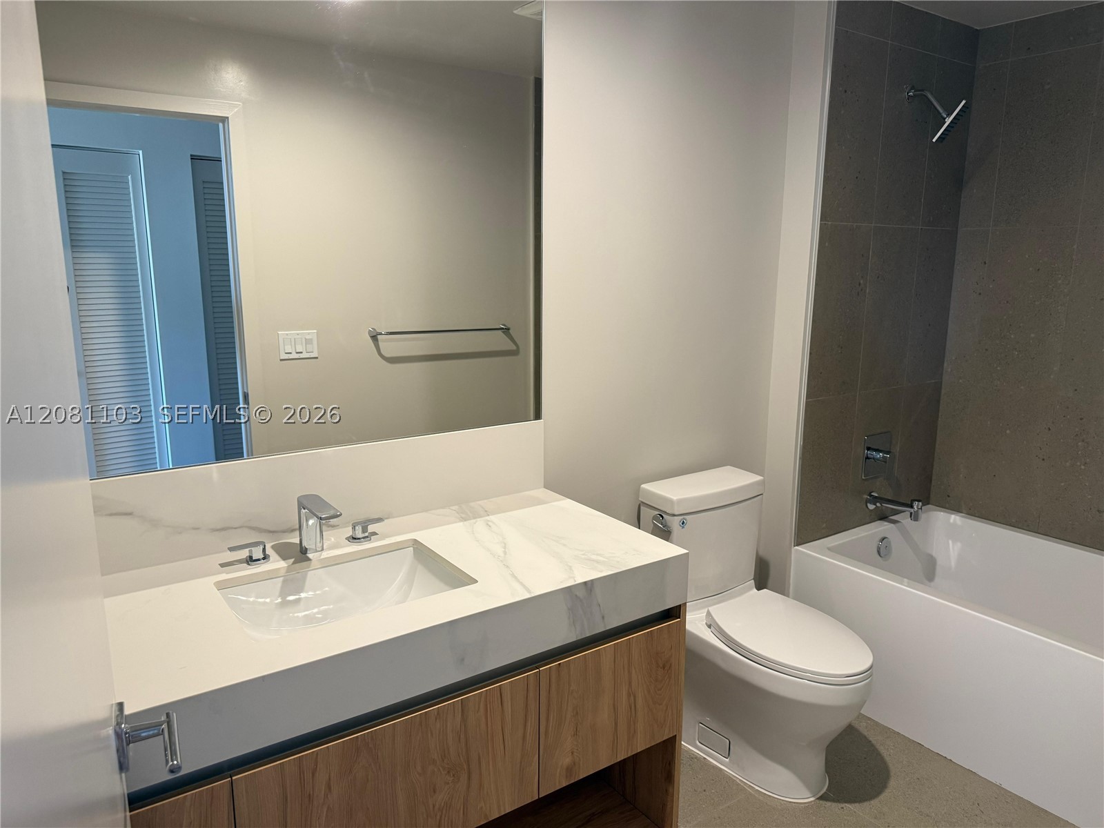 image The Crosby Miami Worldcenter10