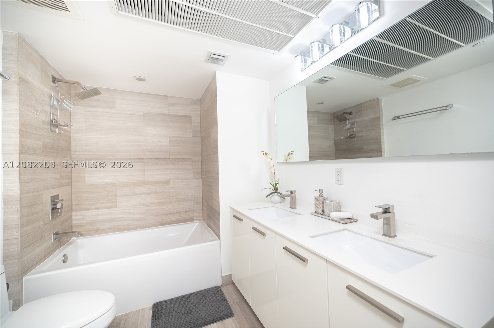 image Brickell House14