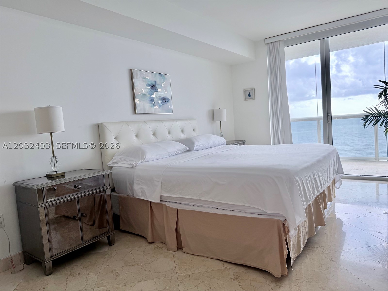 image Beach Club 112