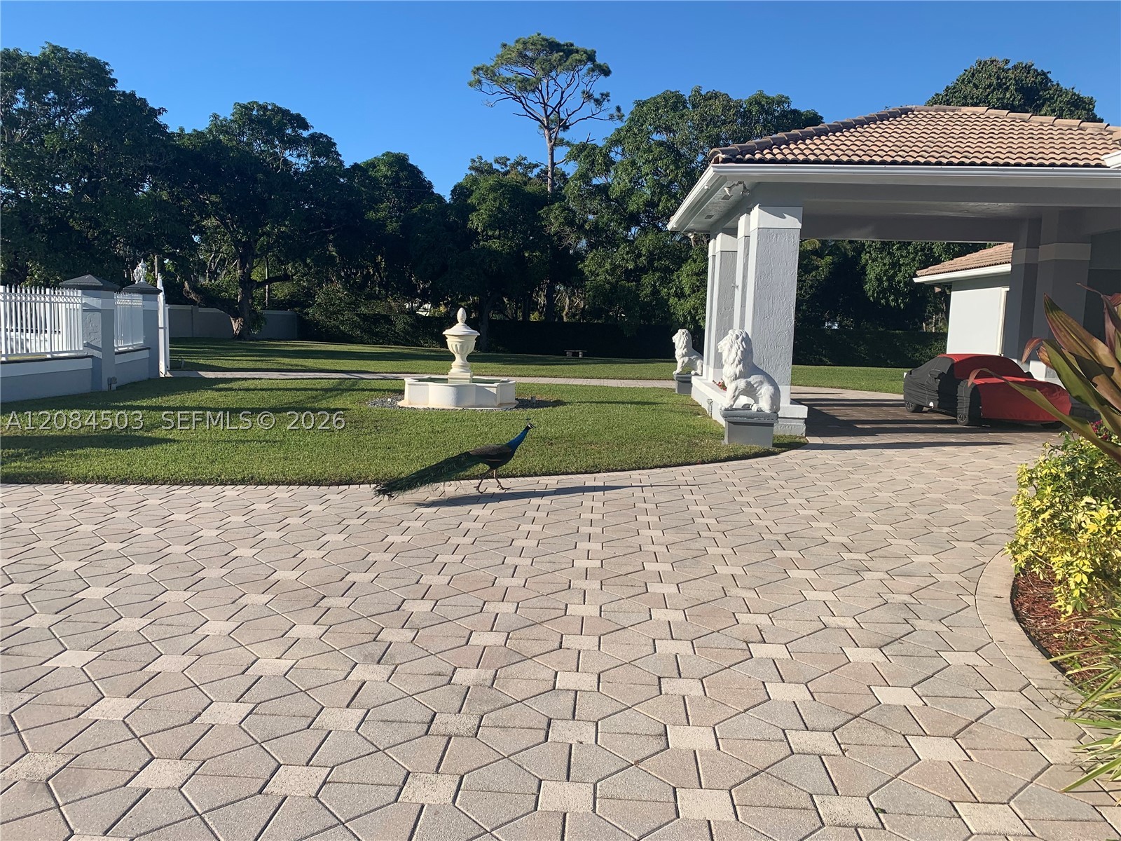 7625 SW 75th Ave Miami, FL 33143