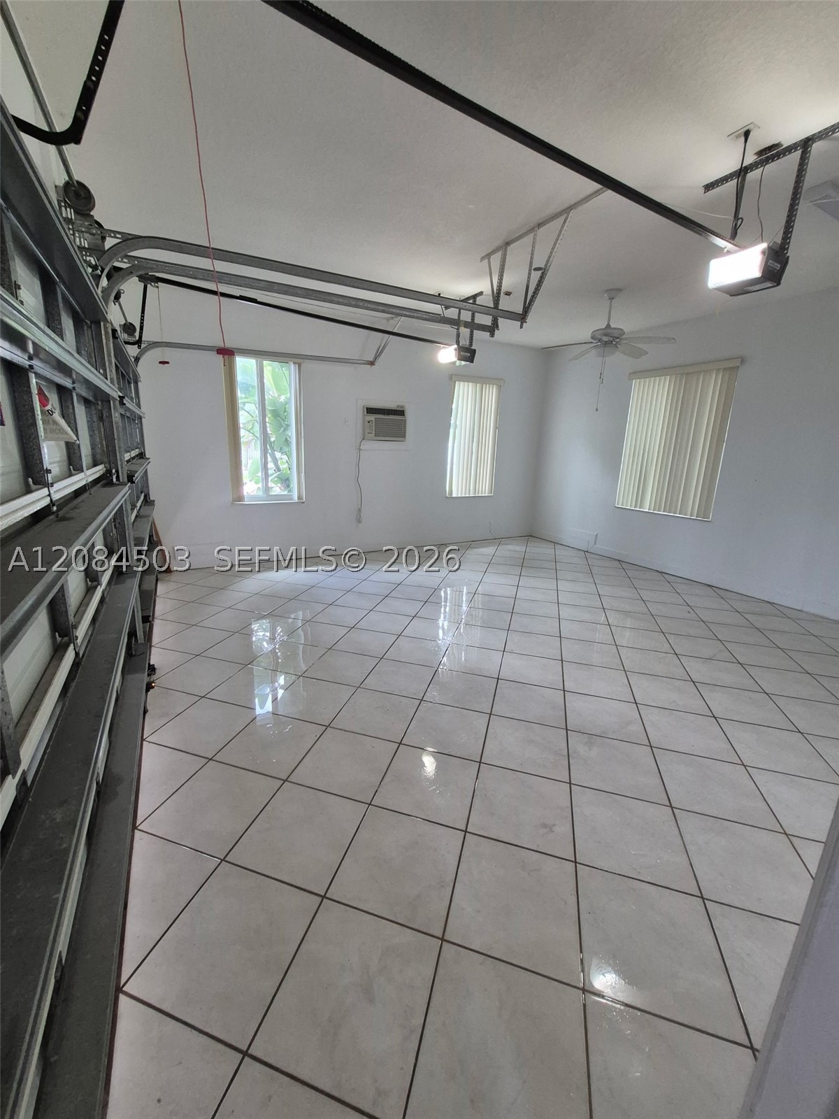 7625 SW 75th Ave Miami, FL 33143