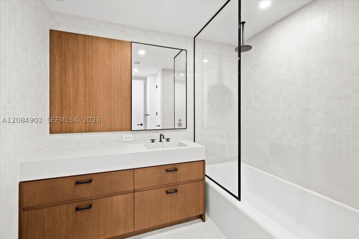 image 2200 Brickell21