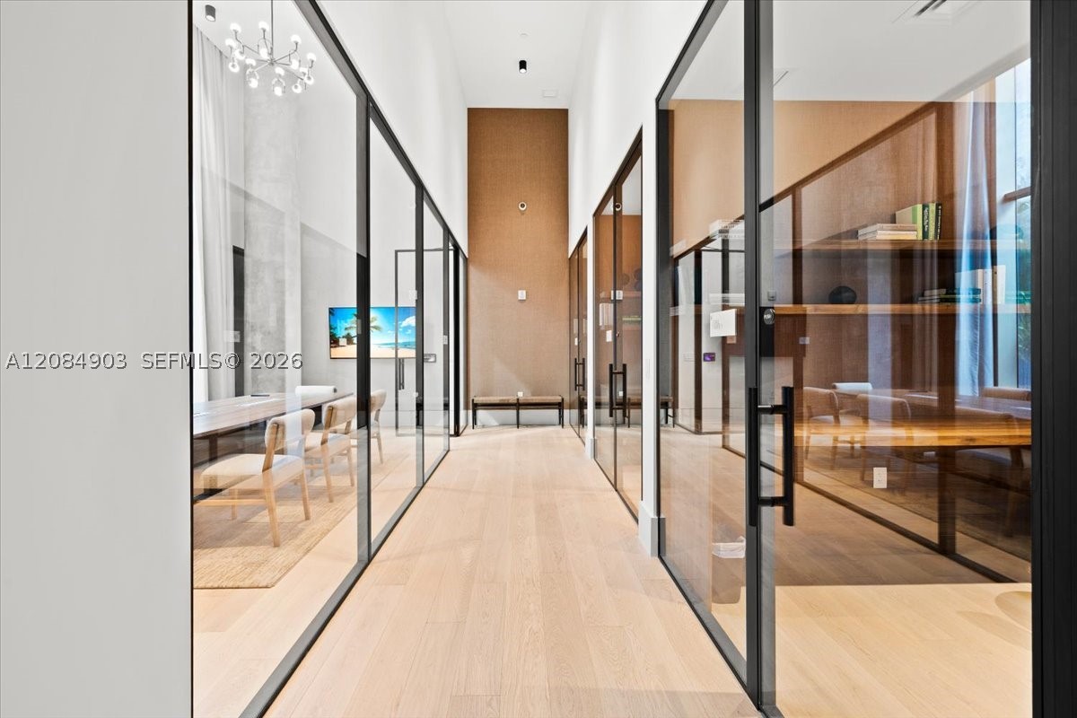 image 2200 Brickell31