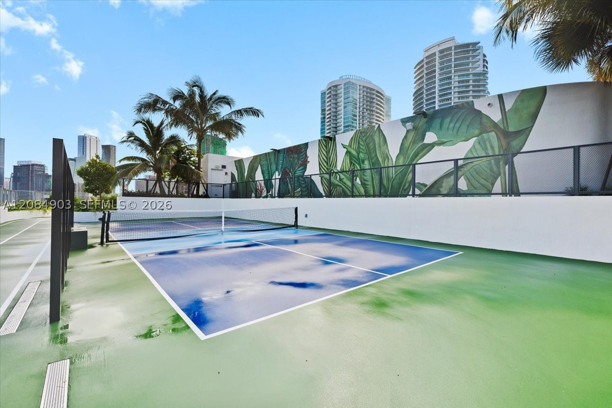 image 2200 Brickell39