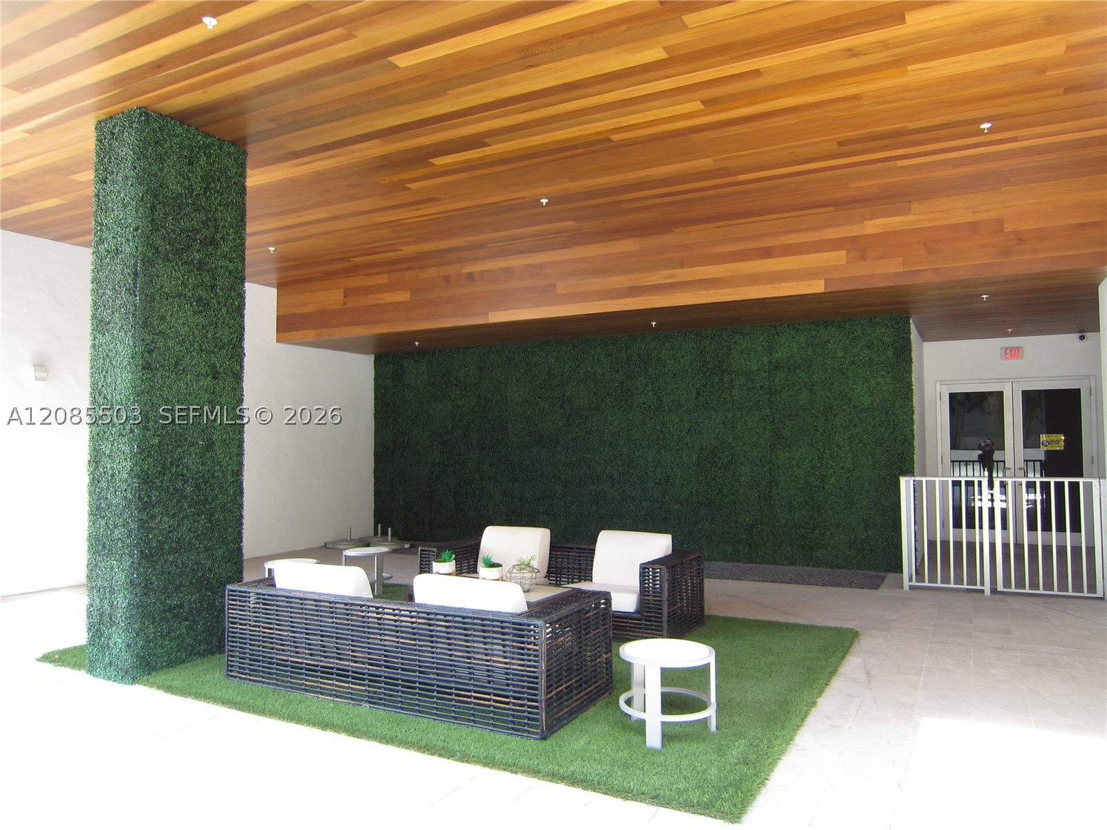 image Brickell Ten17