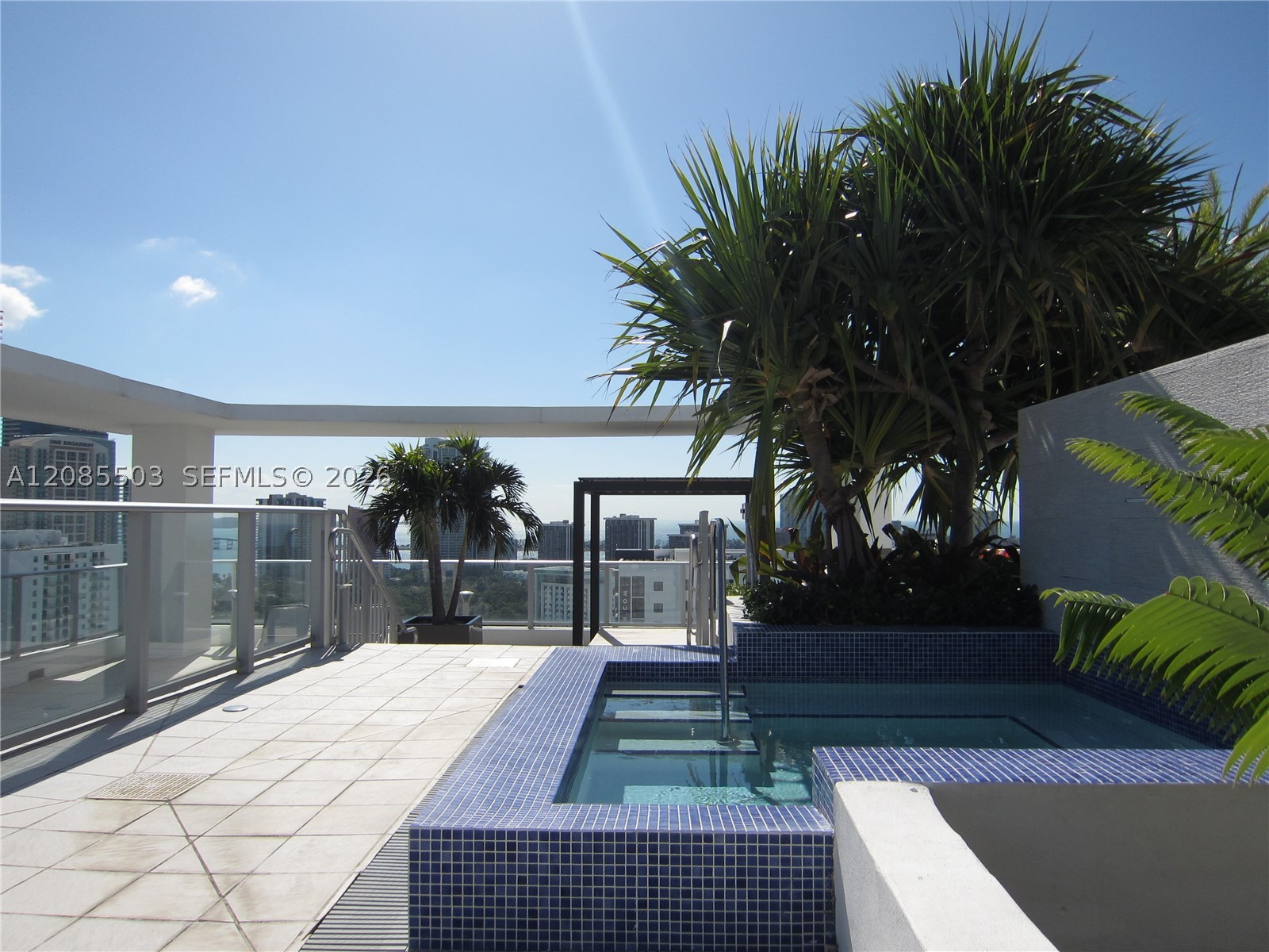 image Brickell Ten18