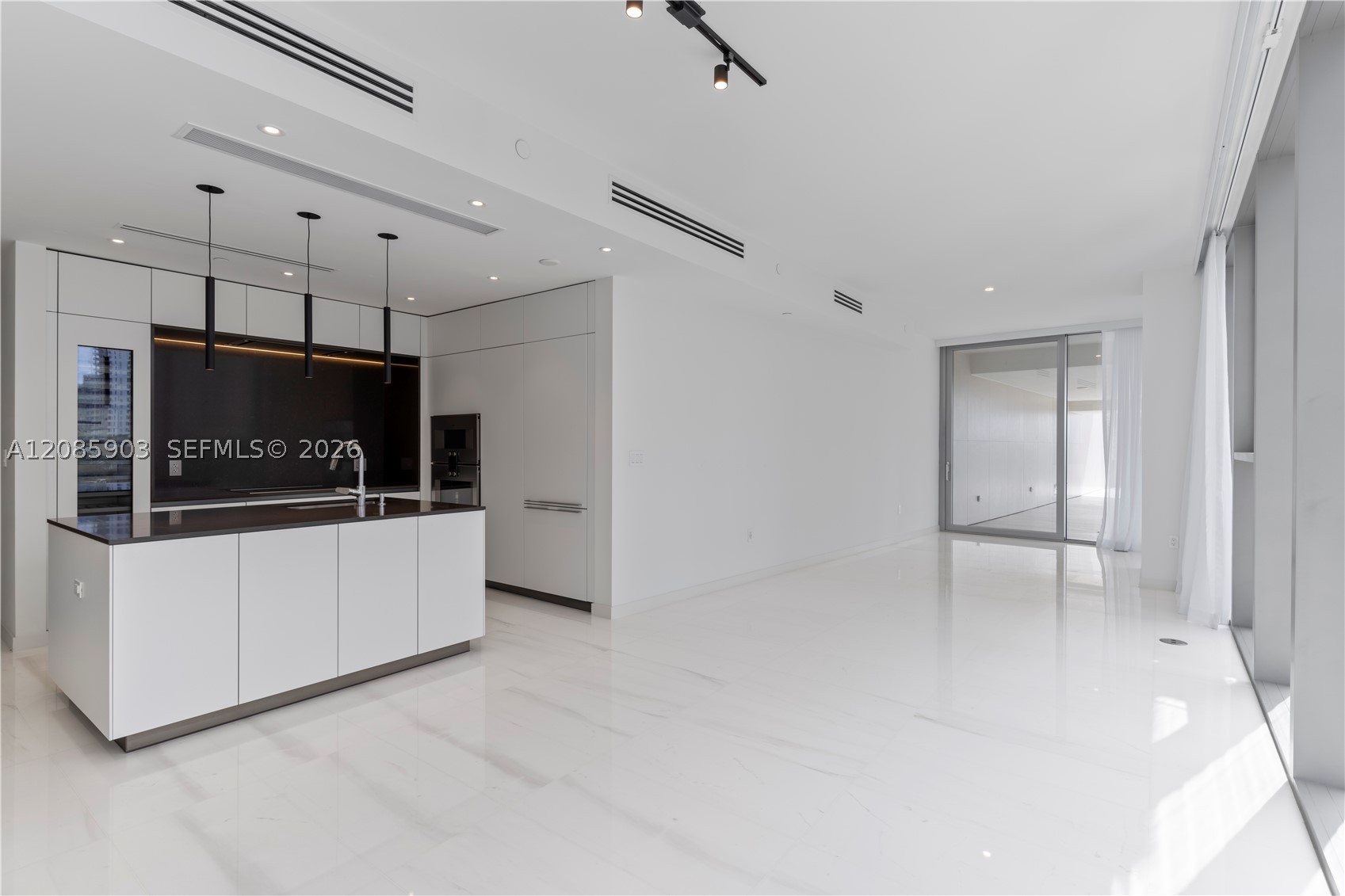 image Aston Martin Residences14