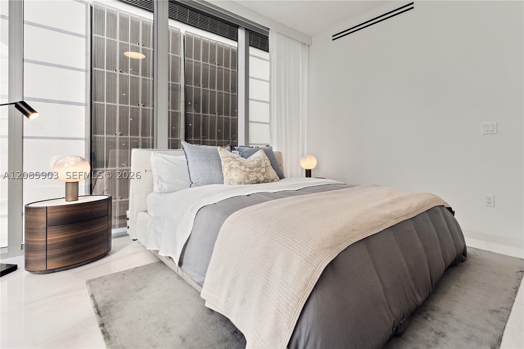 image Aston Martin Residences15
