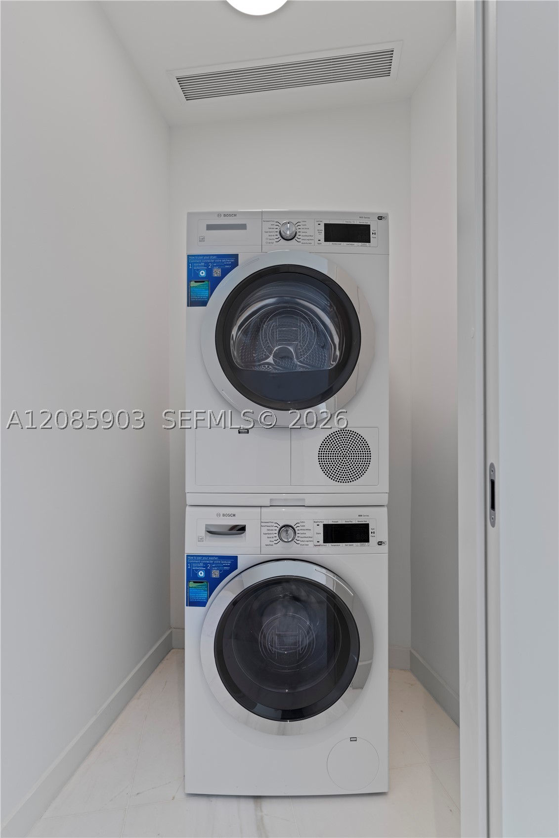 image Aston Martin Residences28
