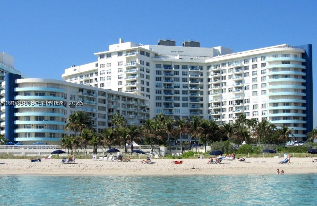 5161 Collins Ave #1710