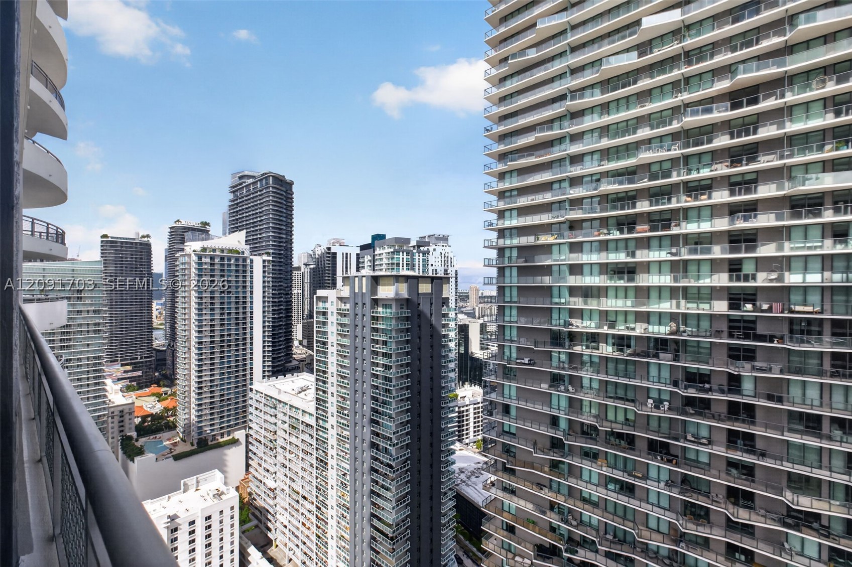 image Infinity at Brickell31