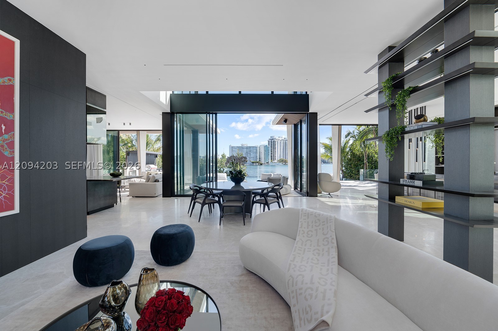 217 E Rivo Alto Dr Miami Beach, FL 33139