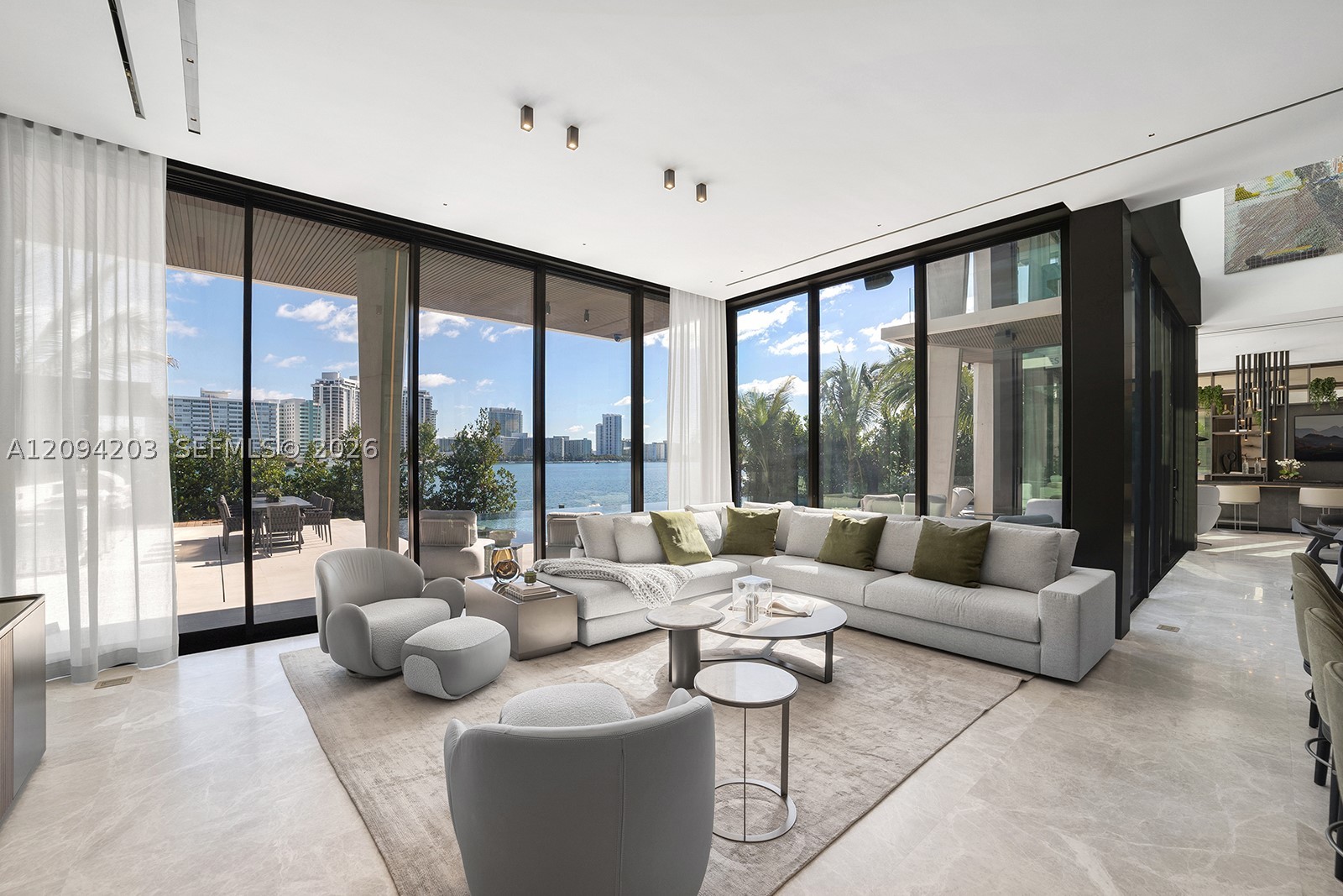 217 E Rivo Alto Dr Miami Beach, FL 33139