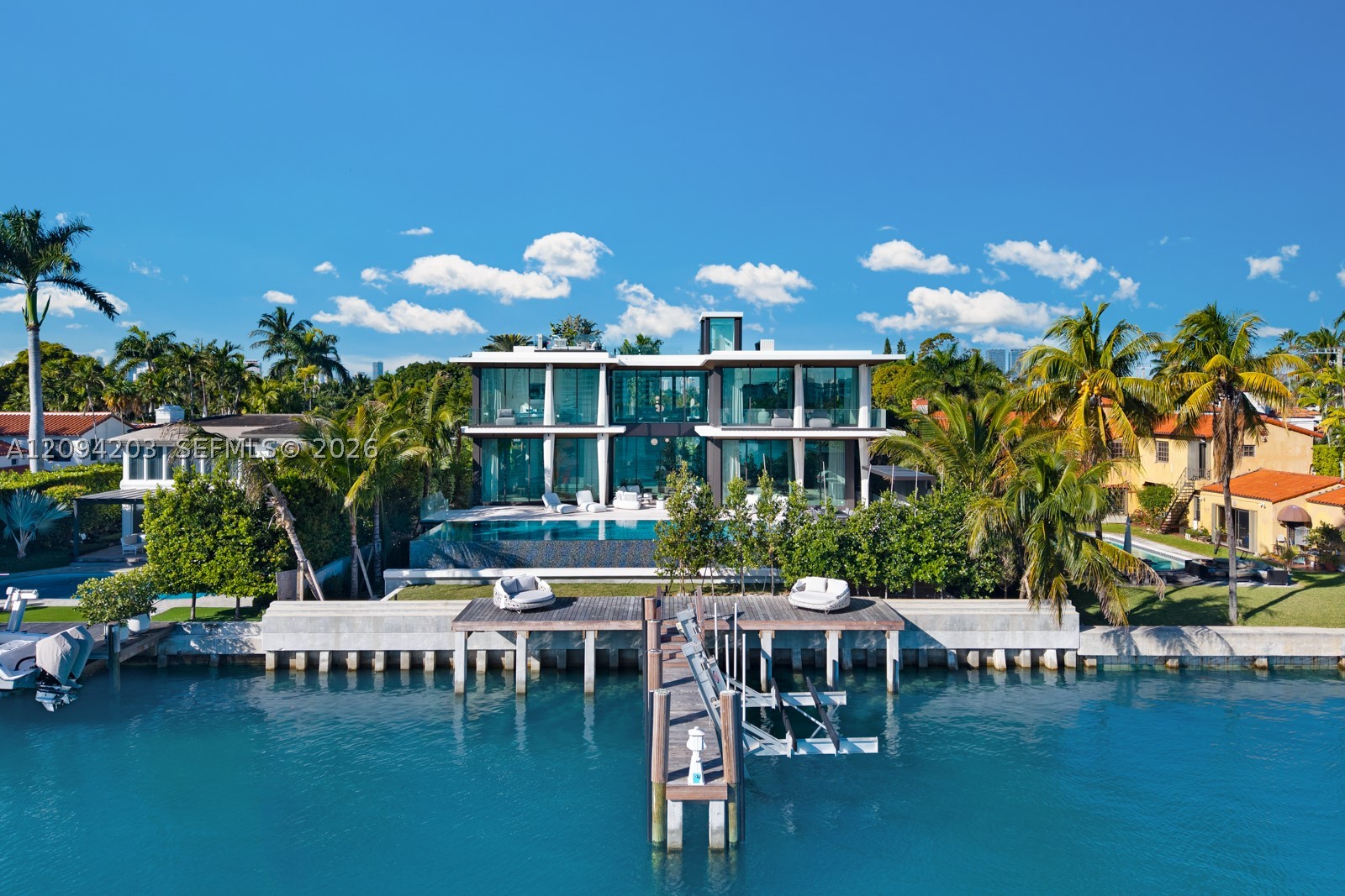 217 E Rivo Alto Dr Miami Beach, FL 33139