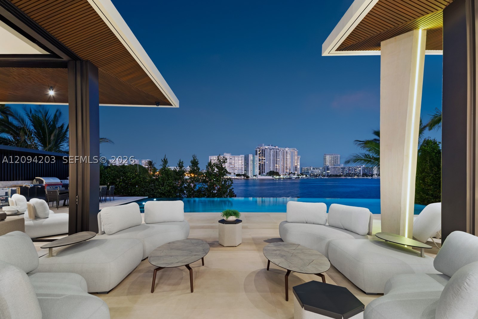 217 E Rivo Alto Dr Miami Beach, FL 33139