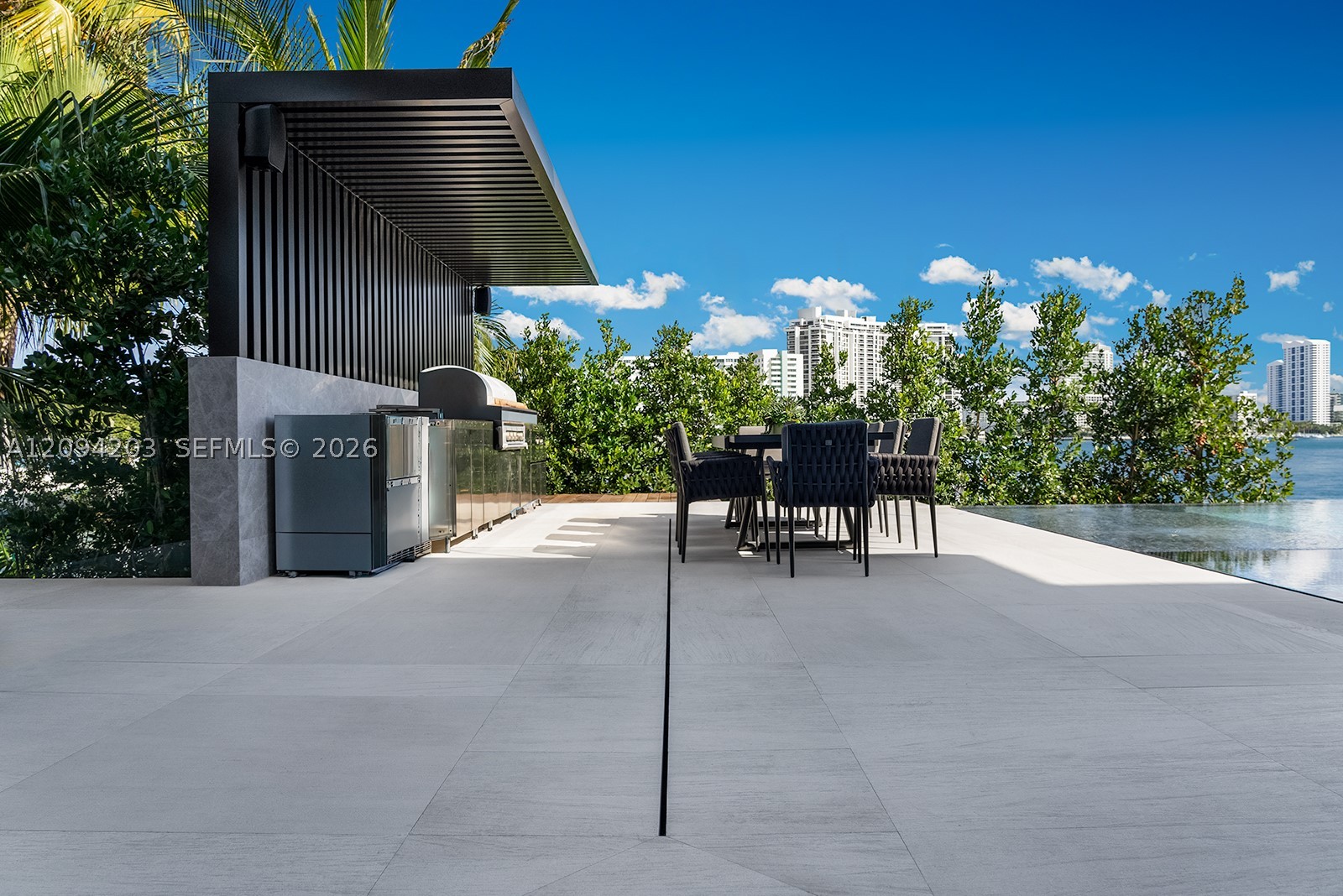 217 E Rivo Alto Dr Miami Beach, FL 33139