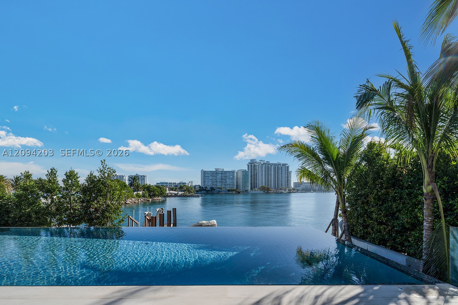217 E Rivo Alto Dr Miami Beach, FL 33139