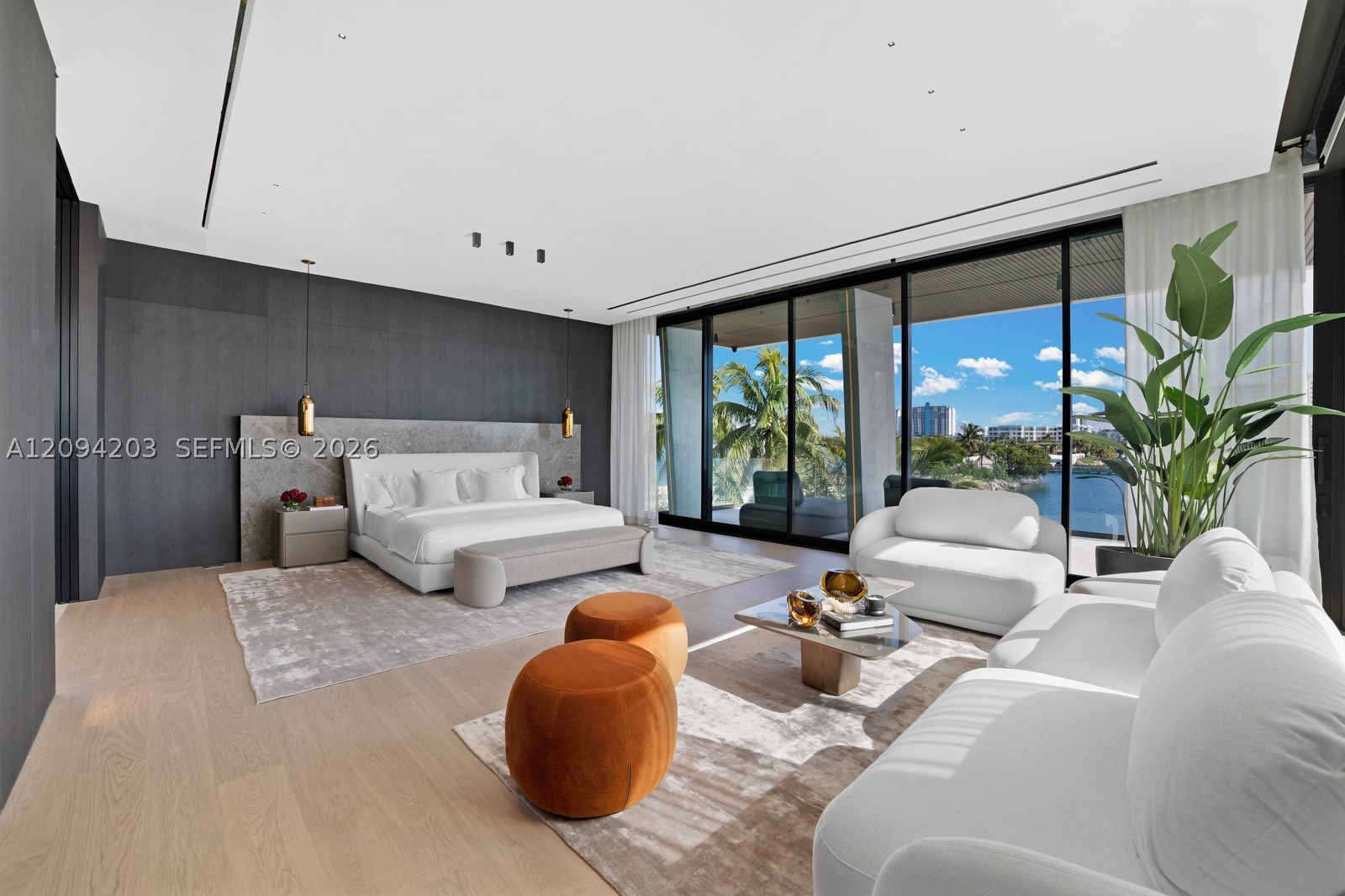 217 E Rivo Alto Dr Miami Beach, FL 33139