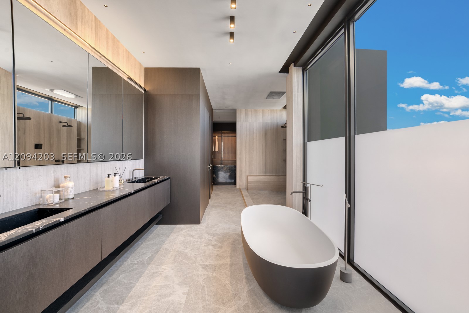 217 E Rivo Alto Dr Miami Beach, FL 33139