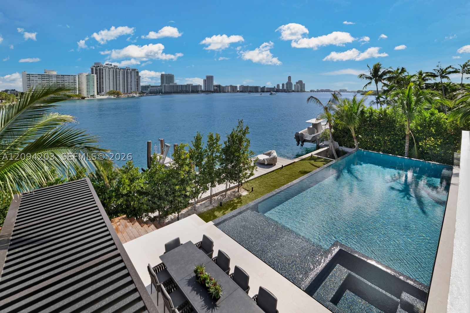 217 E Rivo Alto Dr Miami Beach, FL 33139