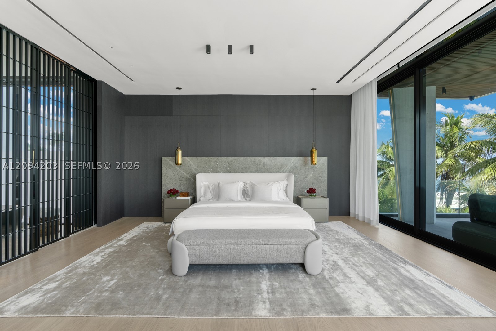 217 E Rivo Alto Dr Miami Beach, FL 33139