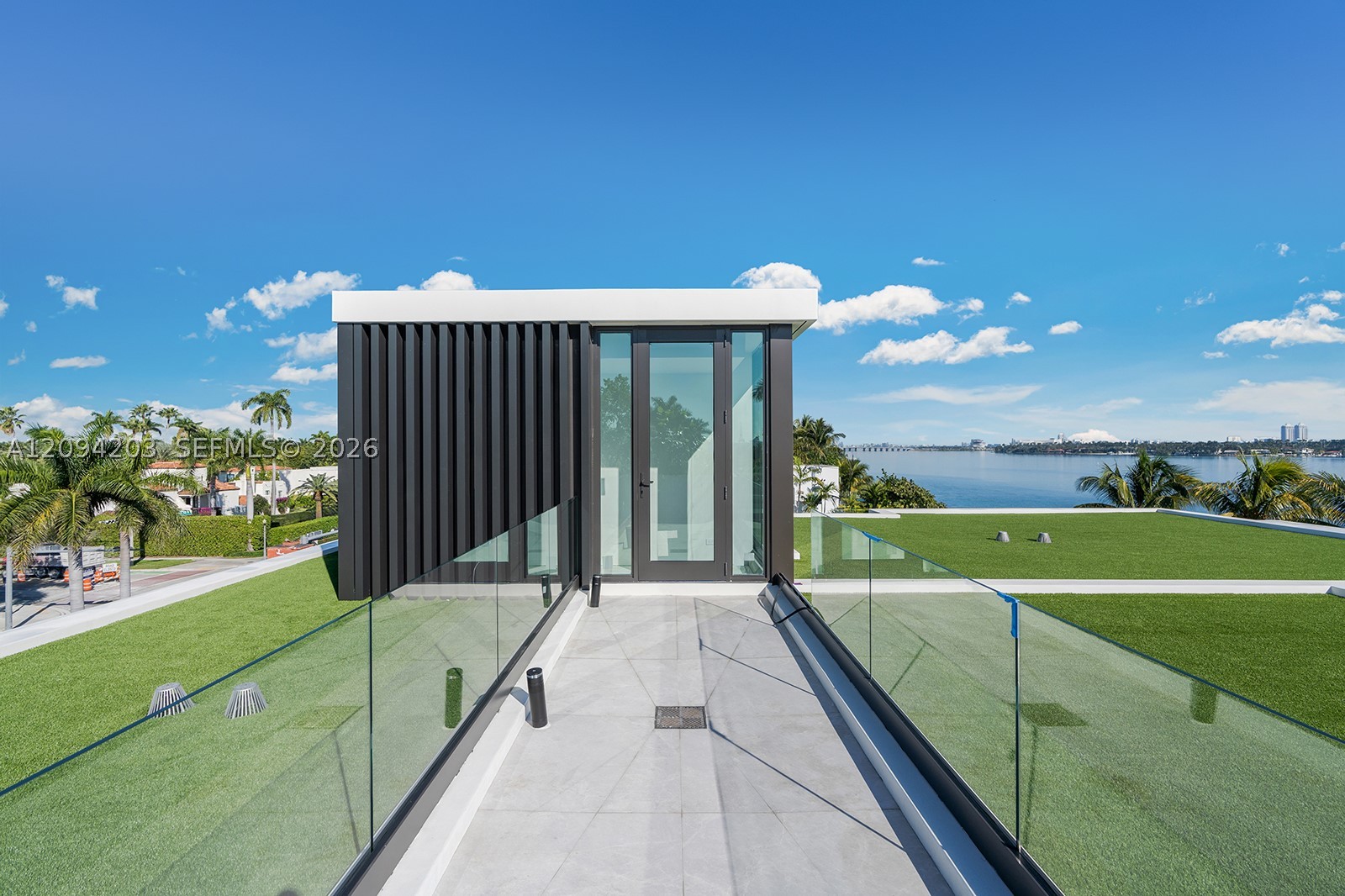217 E Rivo Alto Dr Miami Beach, FL 33139