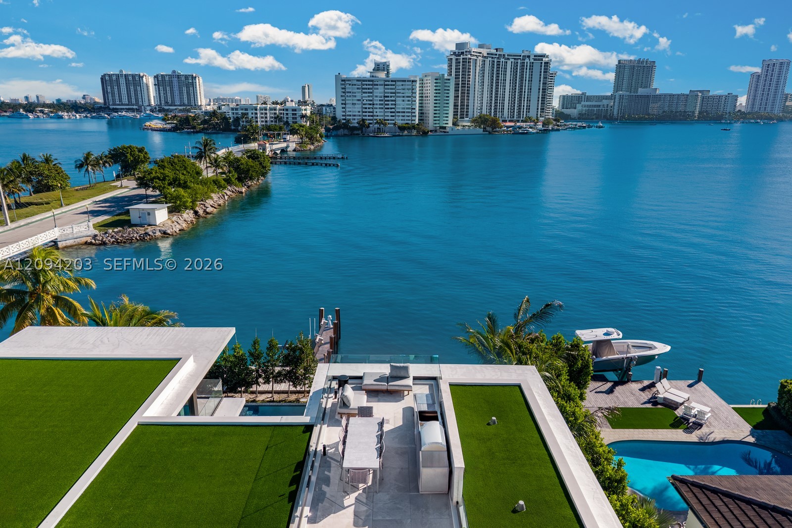 217 E Rivo Alto Dr Miami Beach, FL 33139