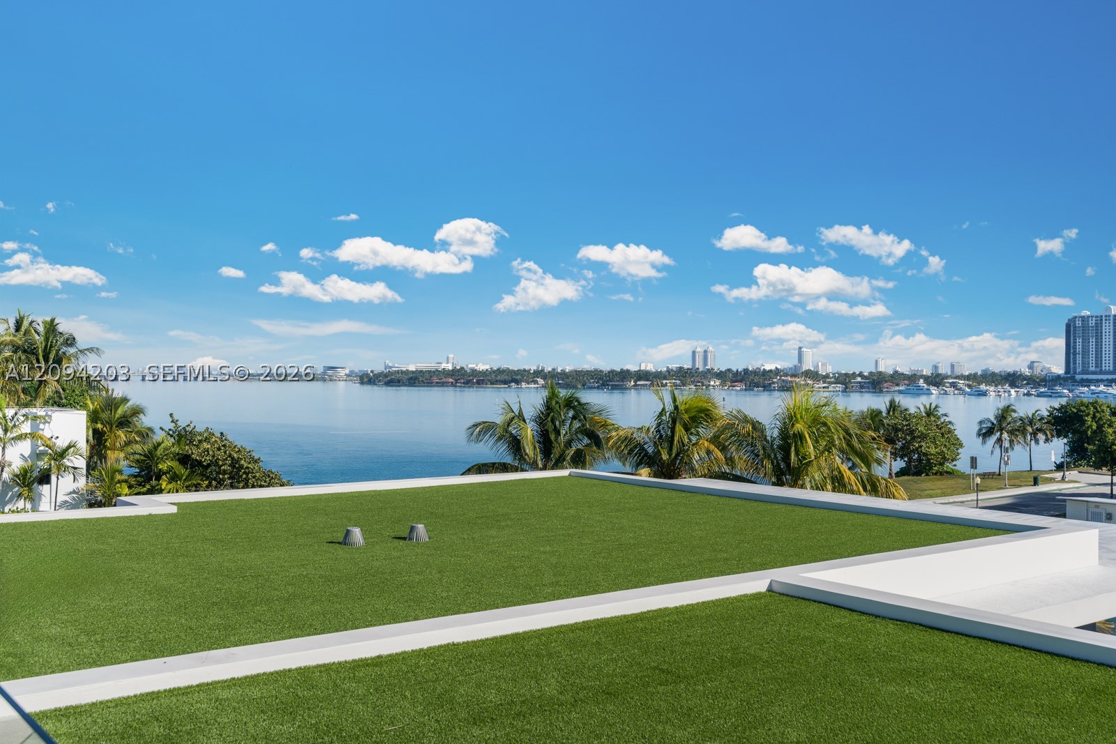 217 E Rivo Alto Dr Miami Beach, FL 33139