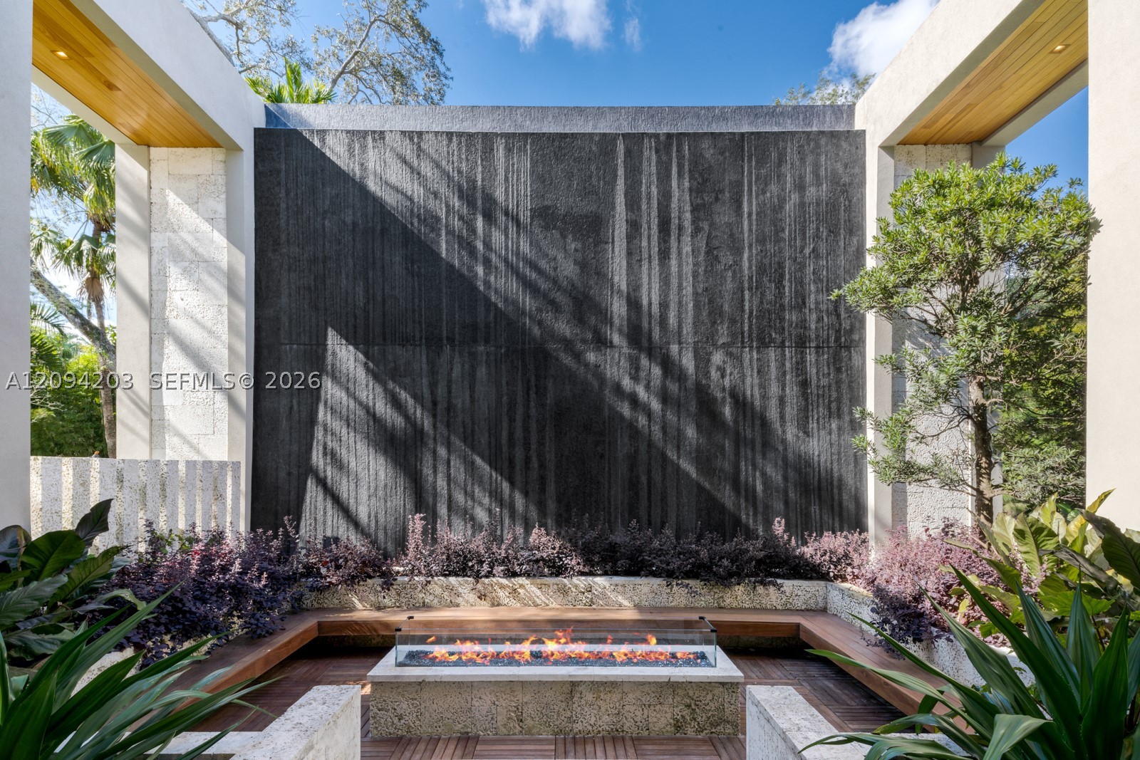217 E Rivo Alto Dr Miami Beach, FL 33139