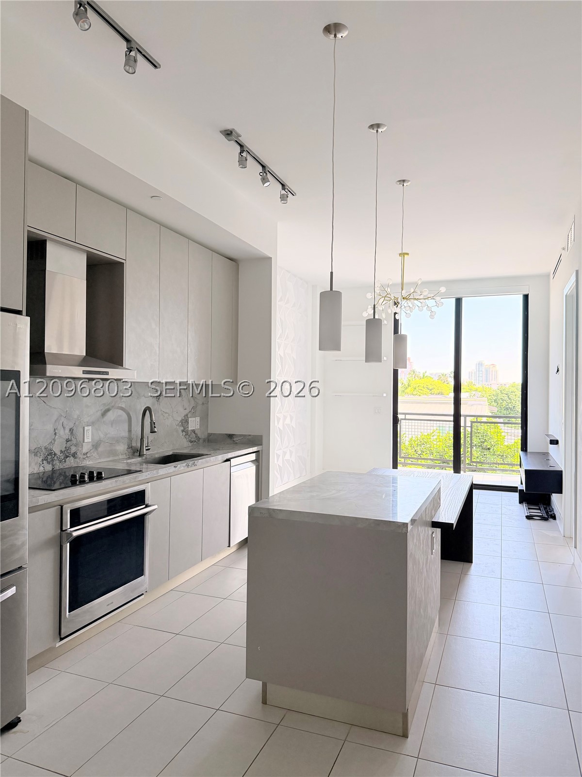 image Ten30 South Beach14