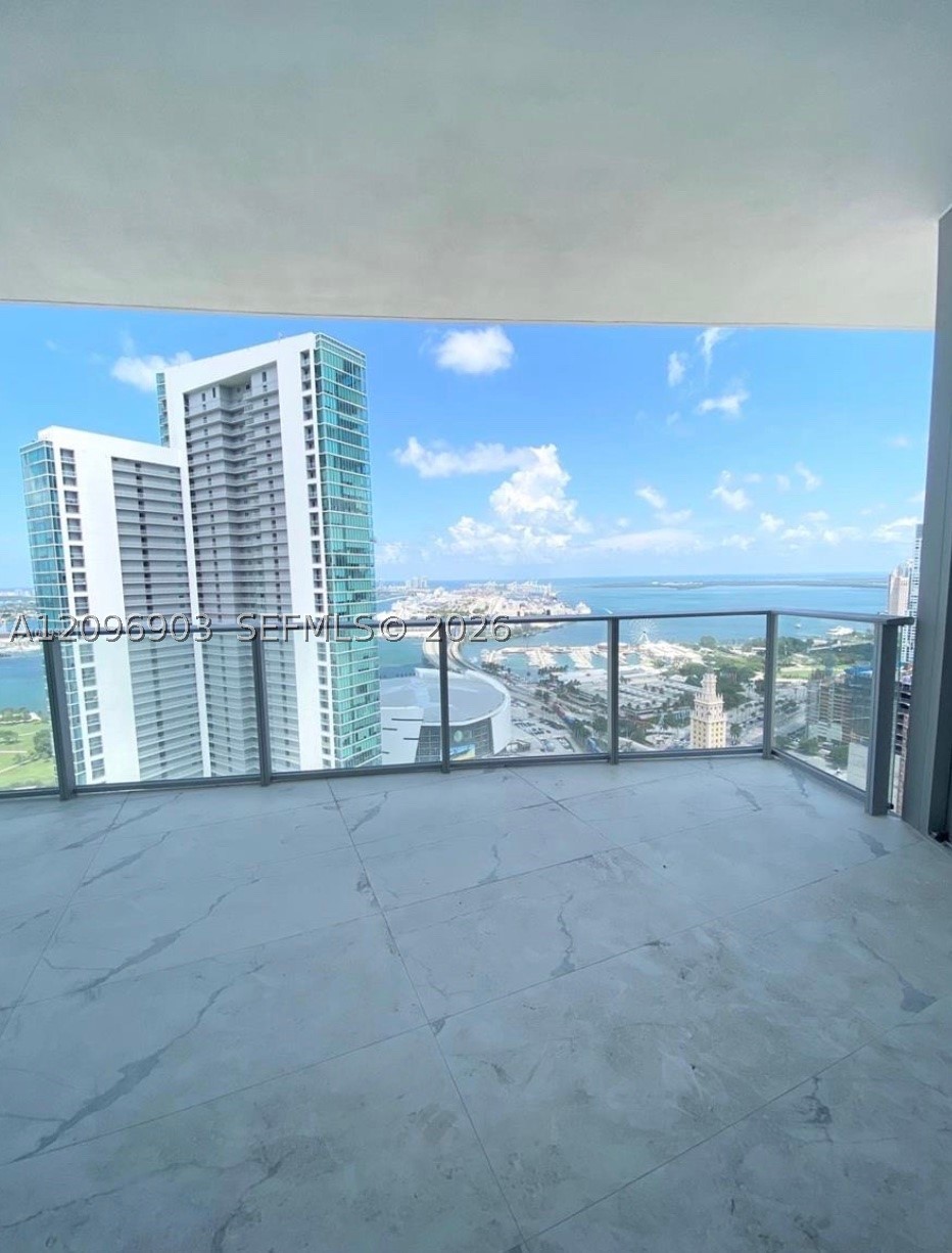 image Paramount Miami Worldcenter17