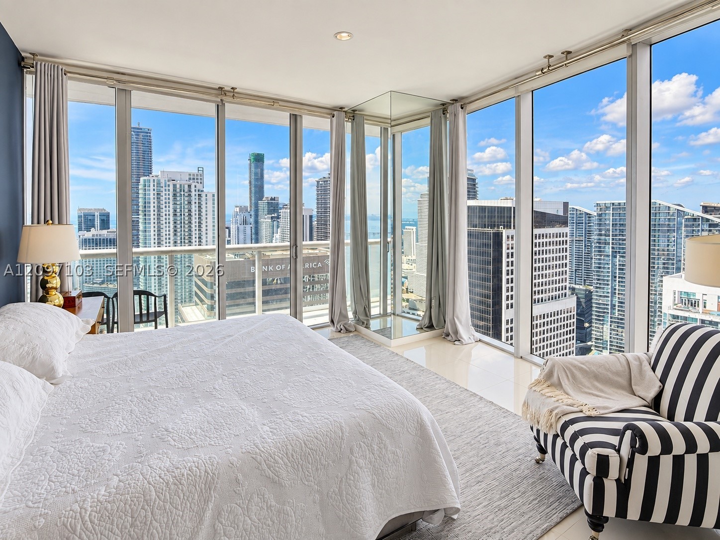 image Icon Brickell II10