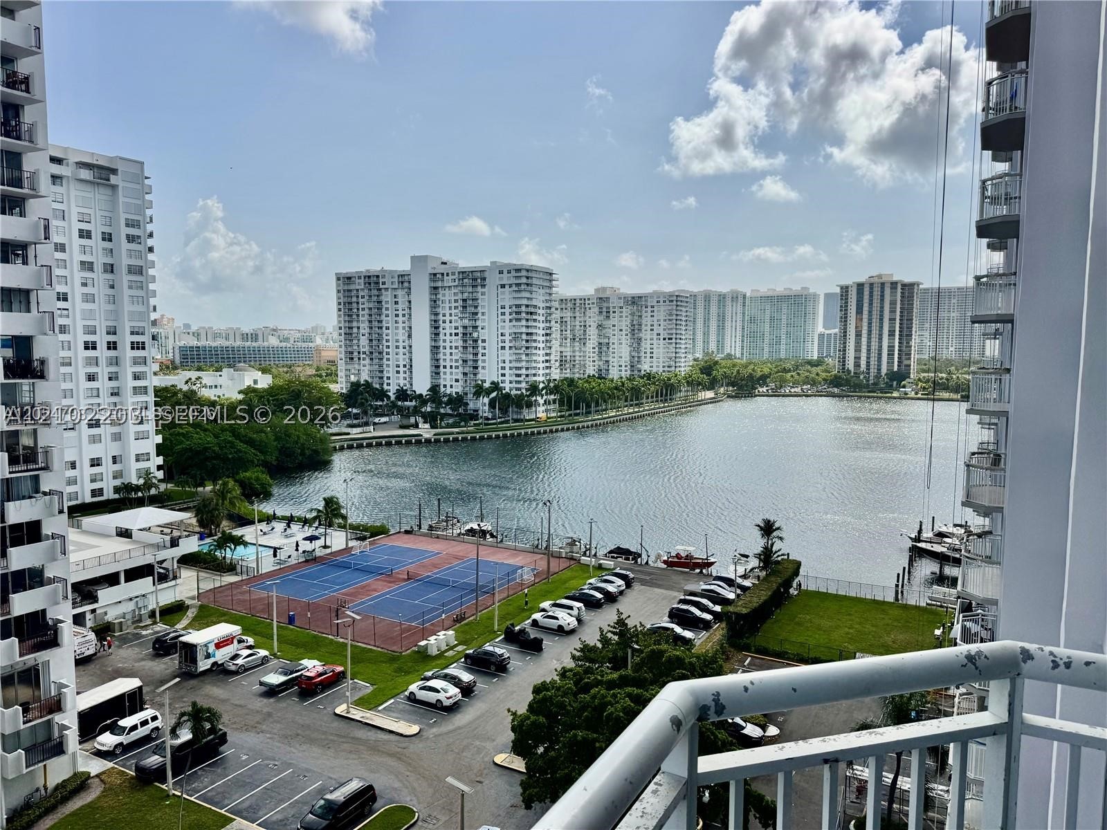 18051 Biscayne Blvd #1002