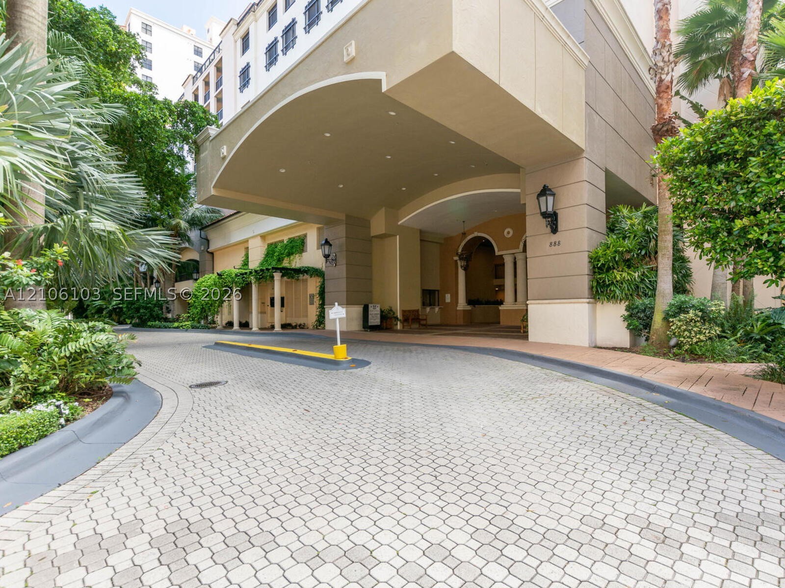 888 S Douglas Rd #602 Coral Gables, FL 33134