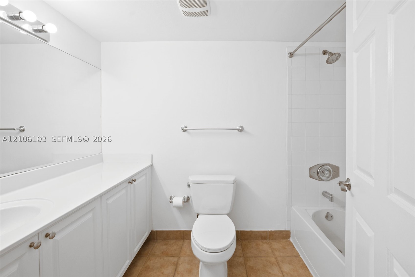 888 S Douglas Rd #602 Coral Gables, FL 33134