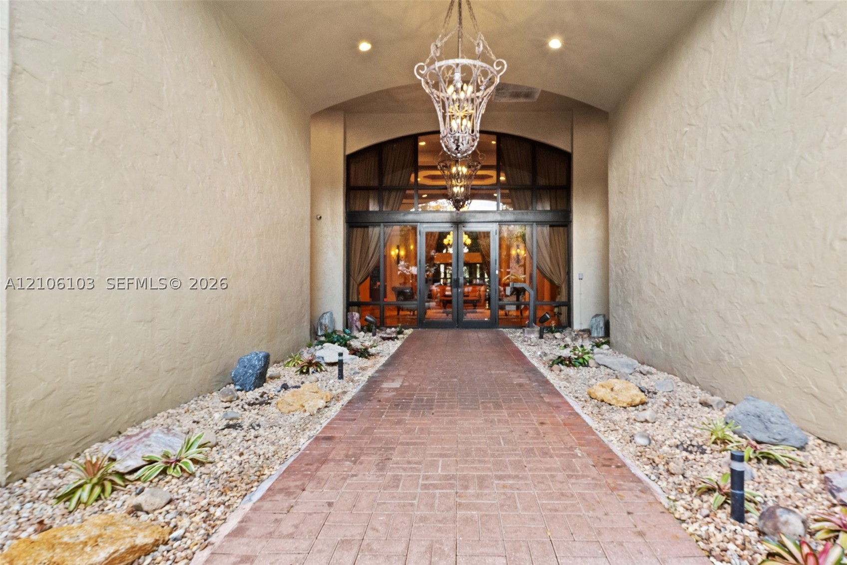 888 S Douglas Rd #602 Coral Gables, FL 33134