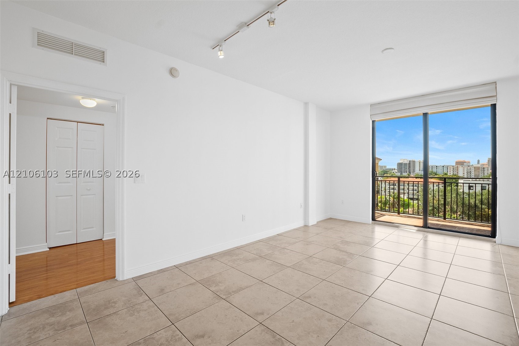 888 S Douglas Rd #602 Coral Gables, FL 33134