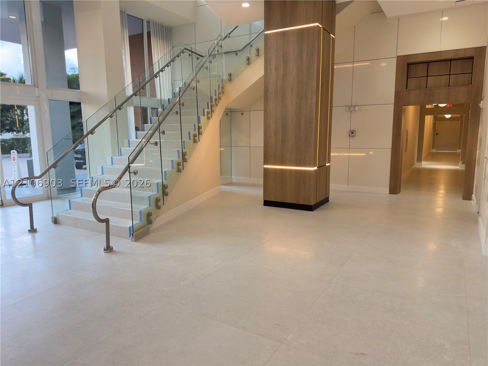 image The Venture at Aventura31