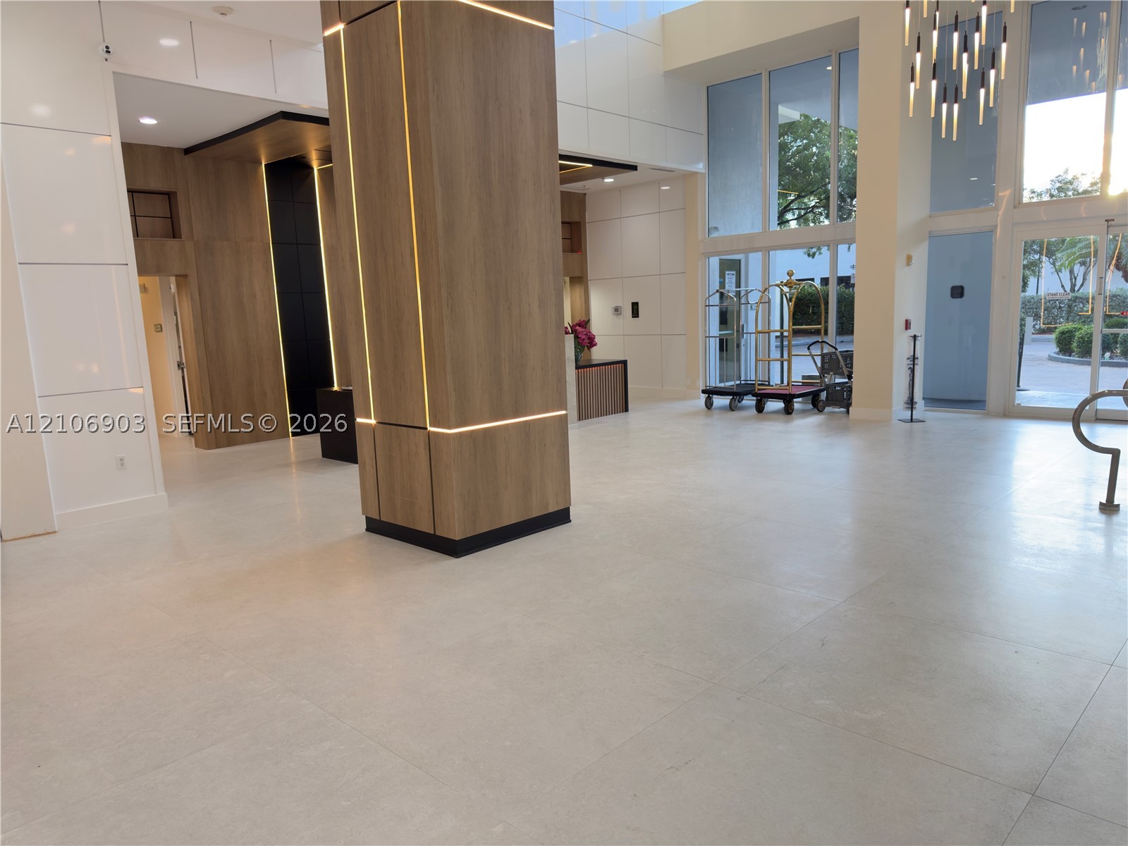 image The Venture at Aventura32