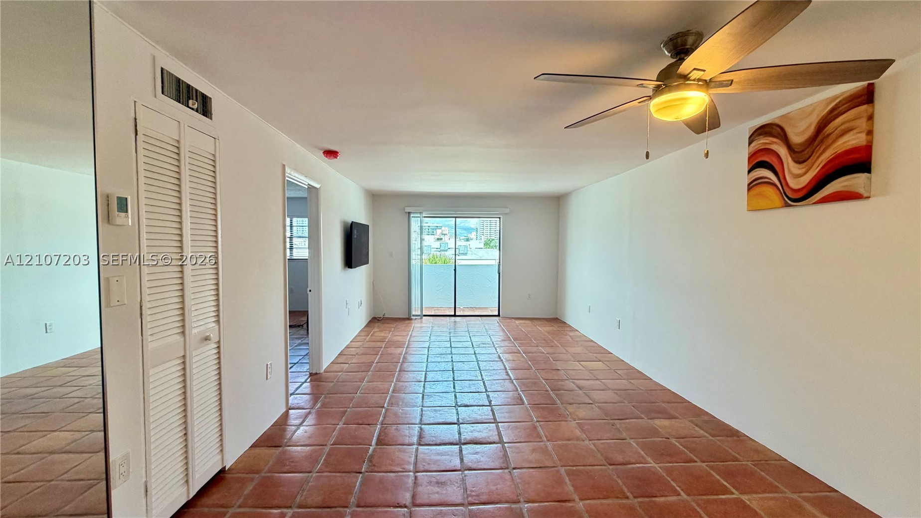 1418 Collins Ave #602