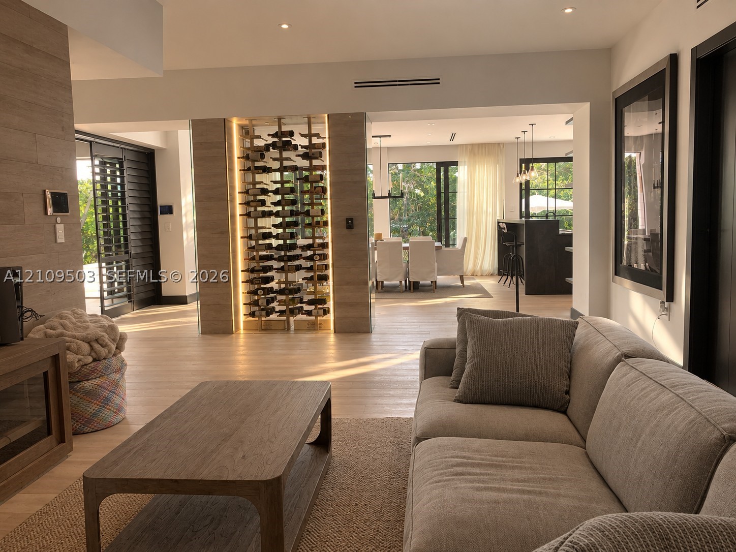 7230 E Lago Dr Coral Gables, FL 33143