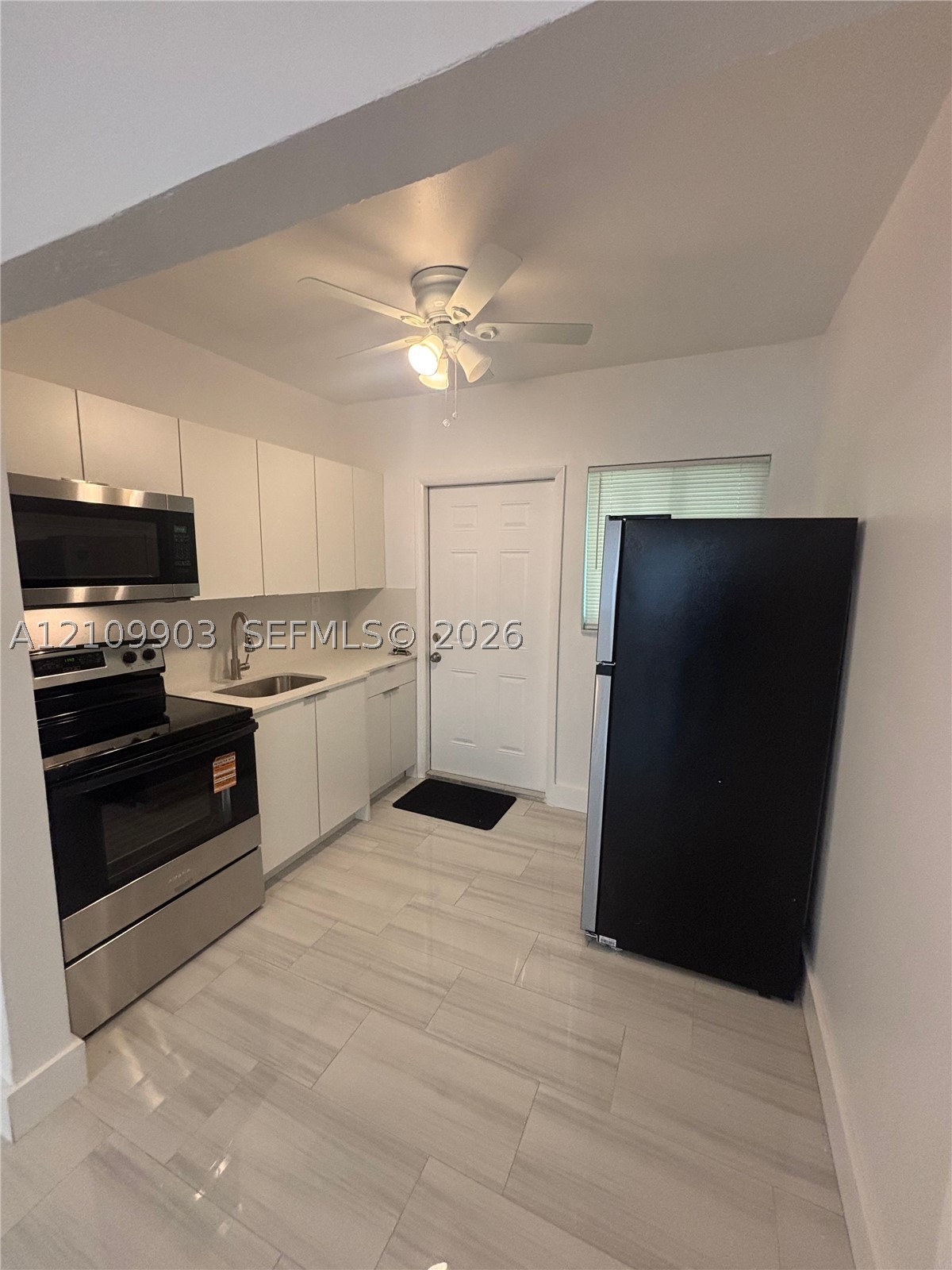 671 SW 7th St #2 Miami, FL 33130