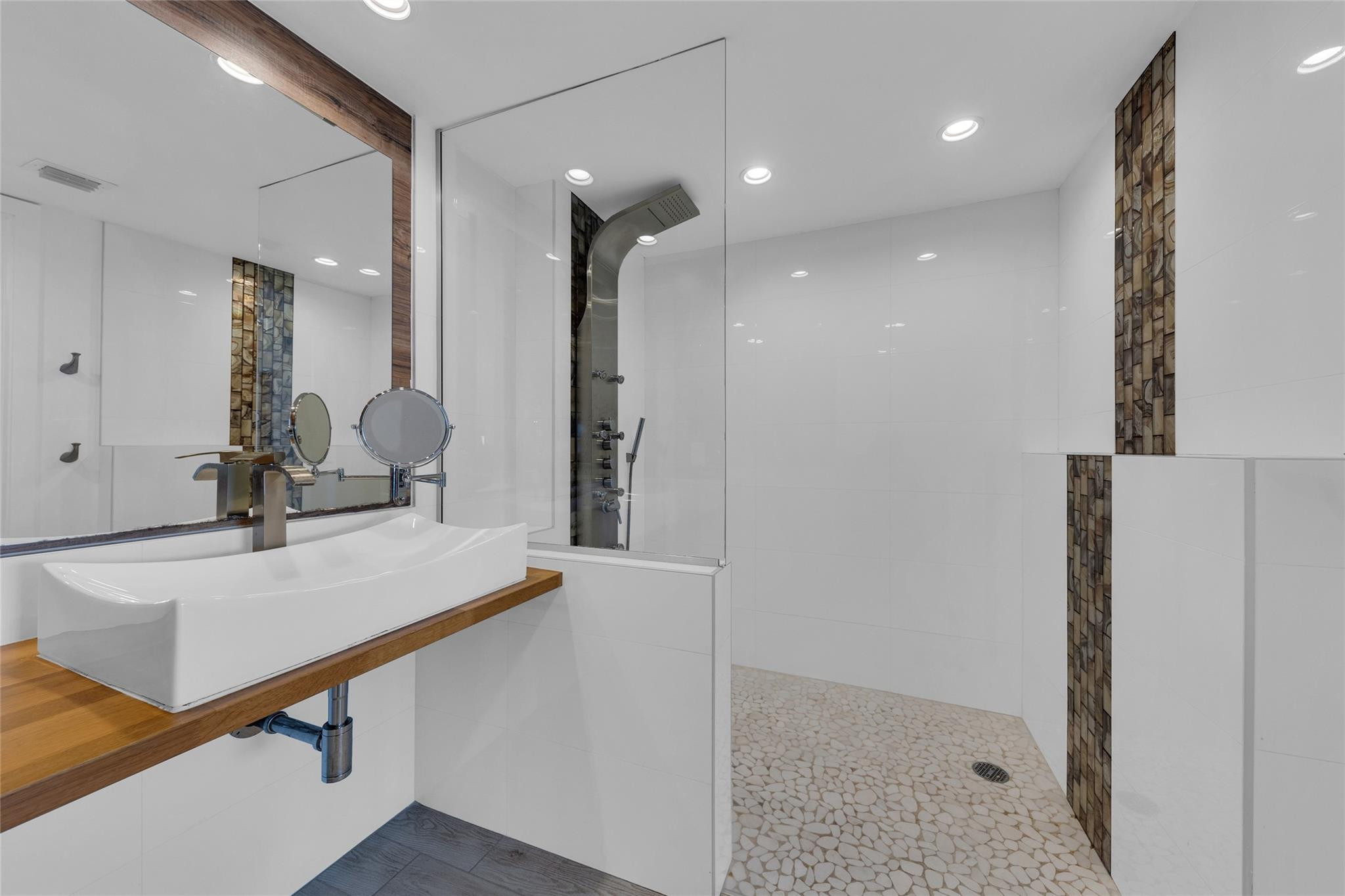 2100 S Ocean #709 Fort Lauderdale, FL 33316