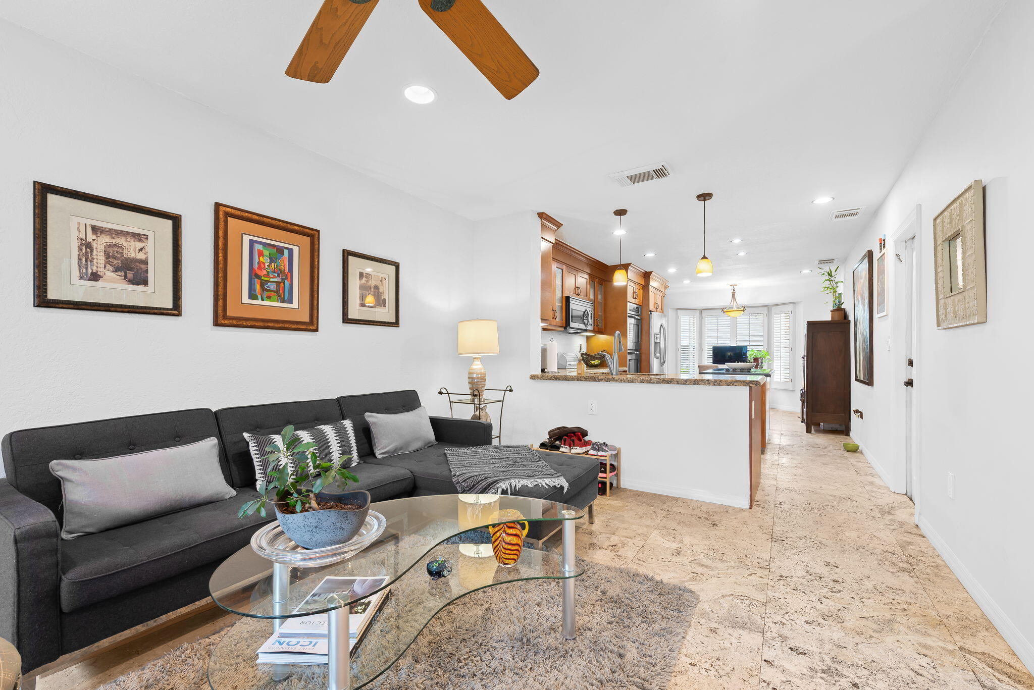 1140 Linden Hollywood, FL 33019