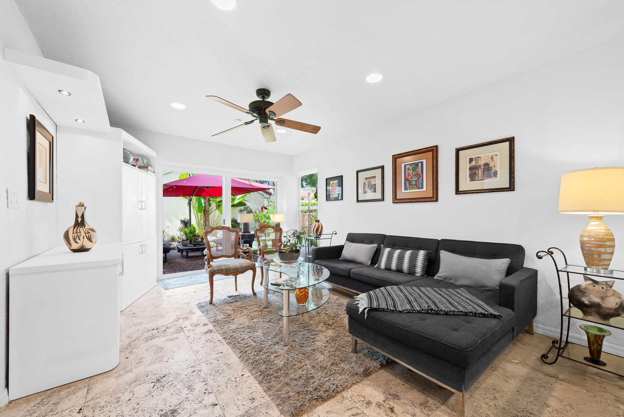 1140 Linden Hollywood, FL 33019