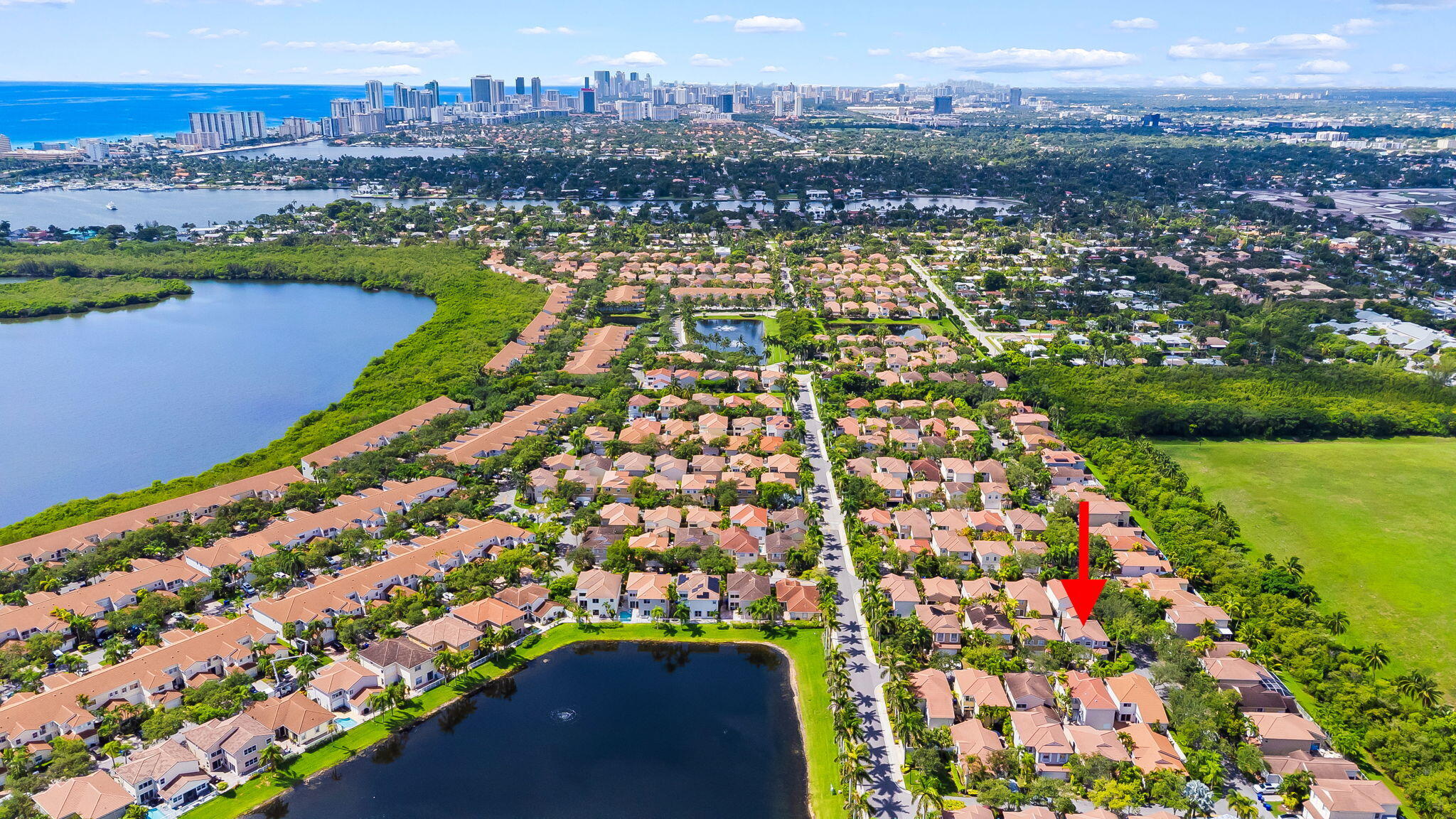 1140 Linden Hollywood, FL 33019