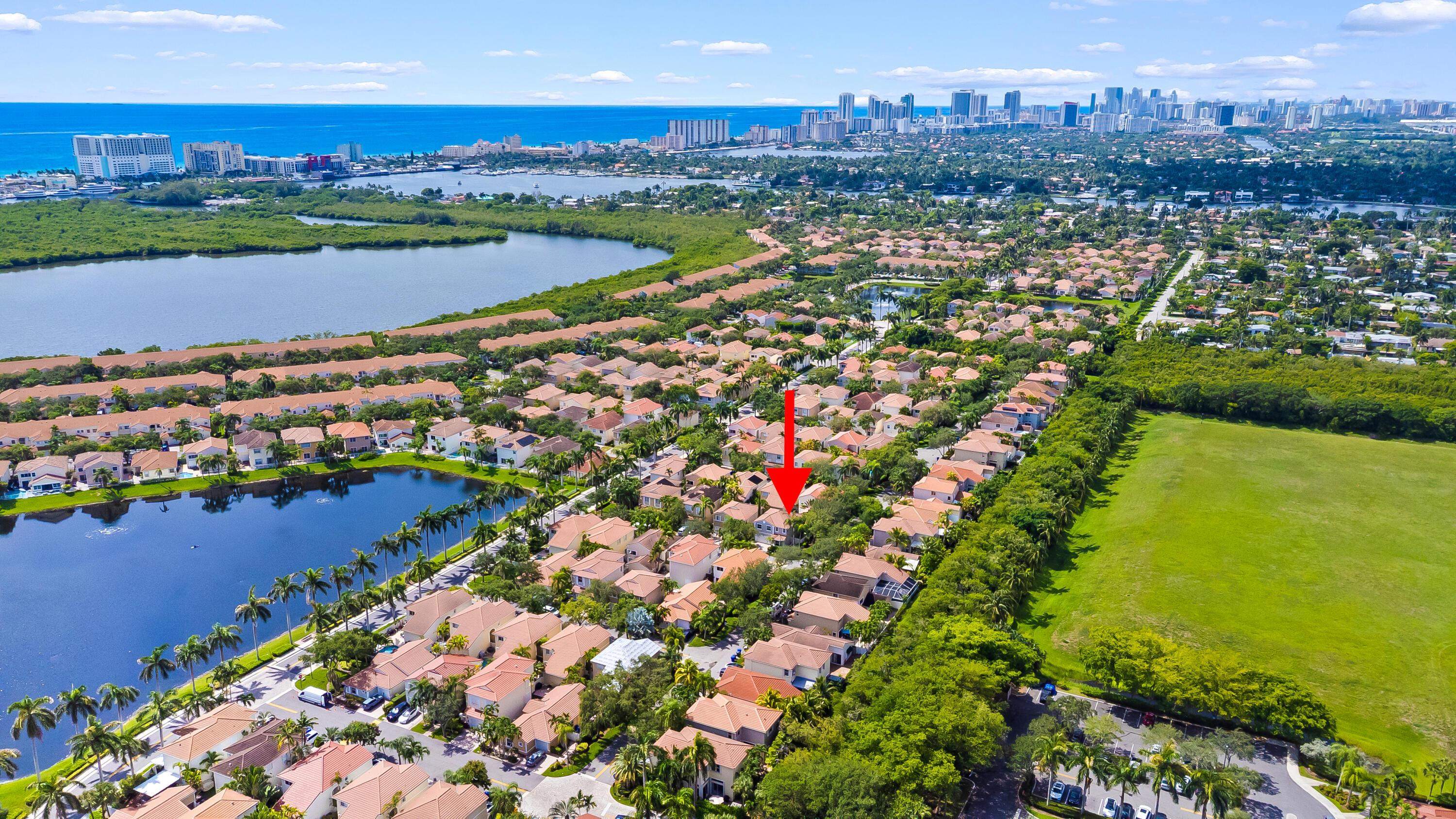 1140 Linden Hollywood, FL 33019