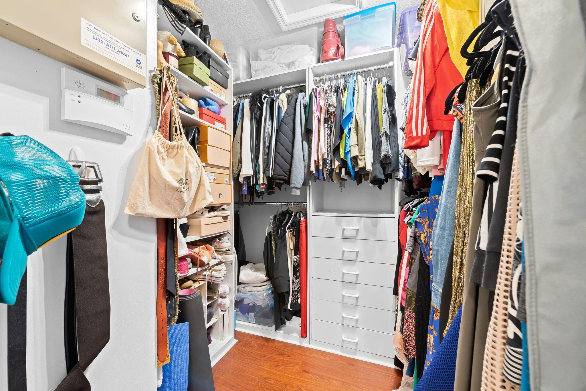 1140 Linden Hollywood, FL 33019