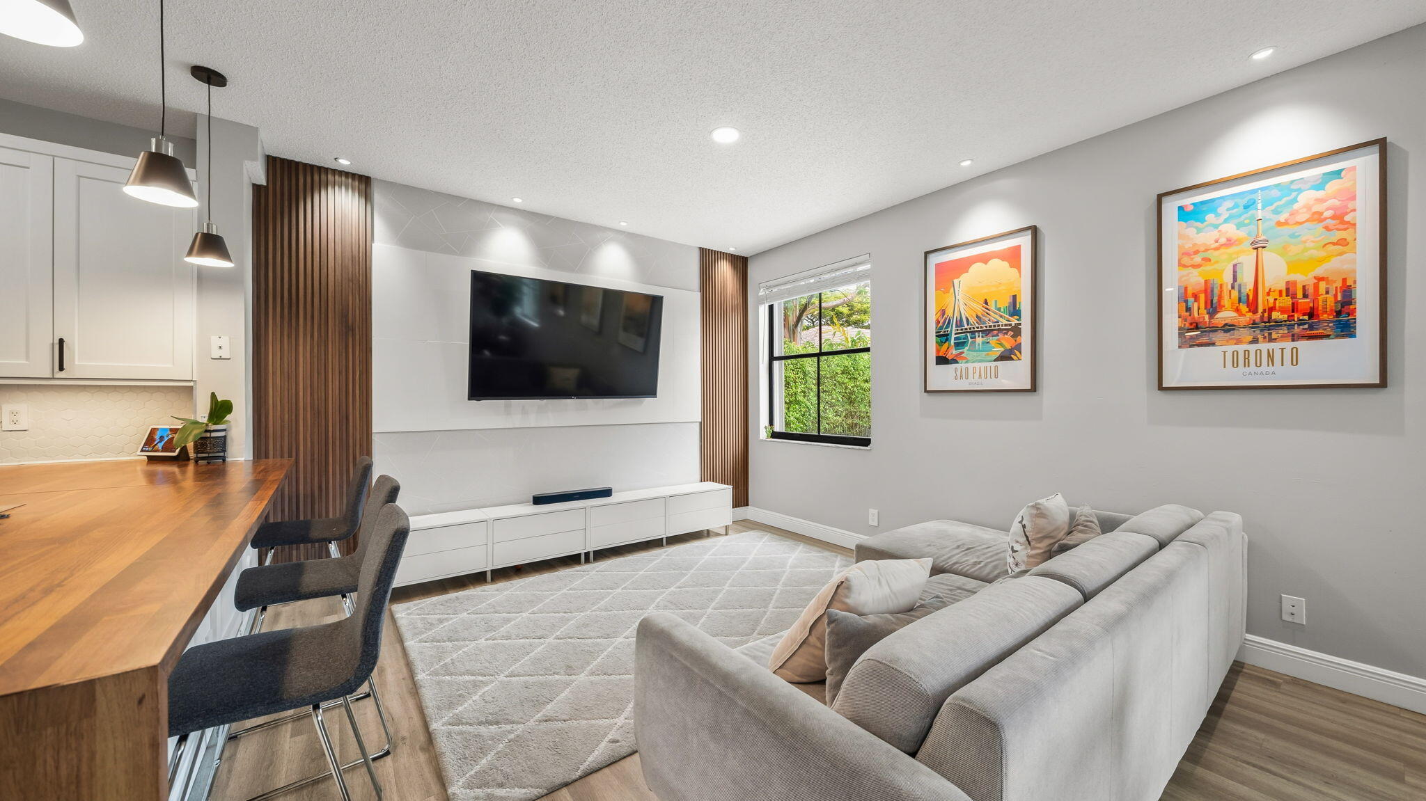 1089 Tupelo Weston, FL 33327