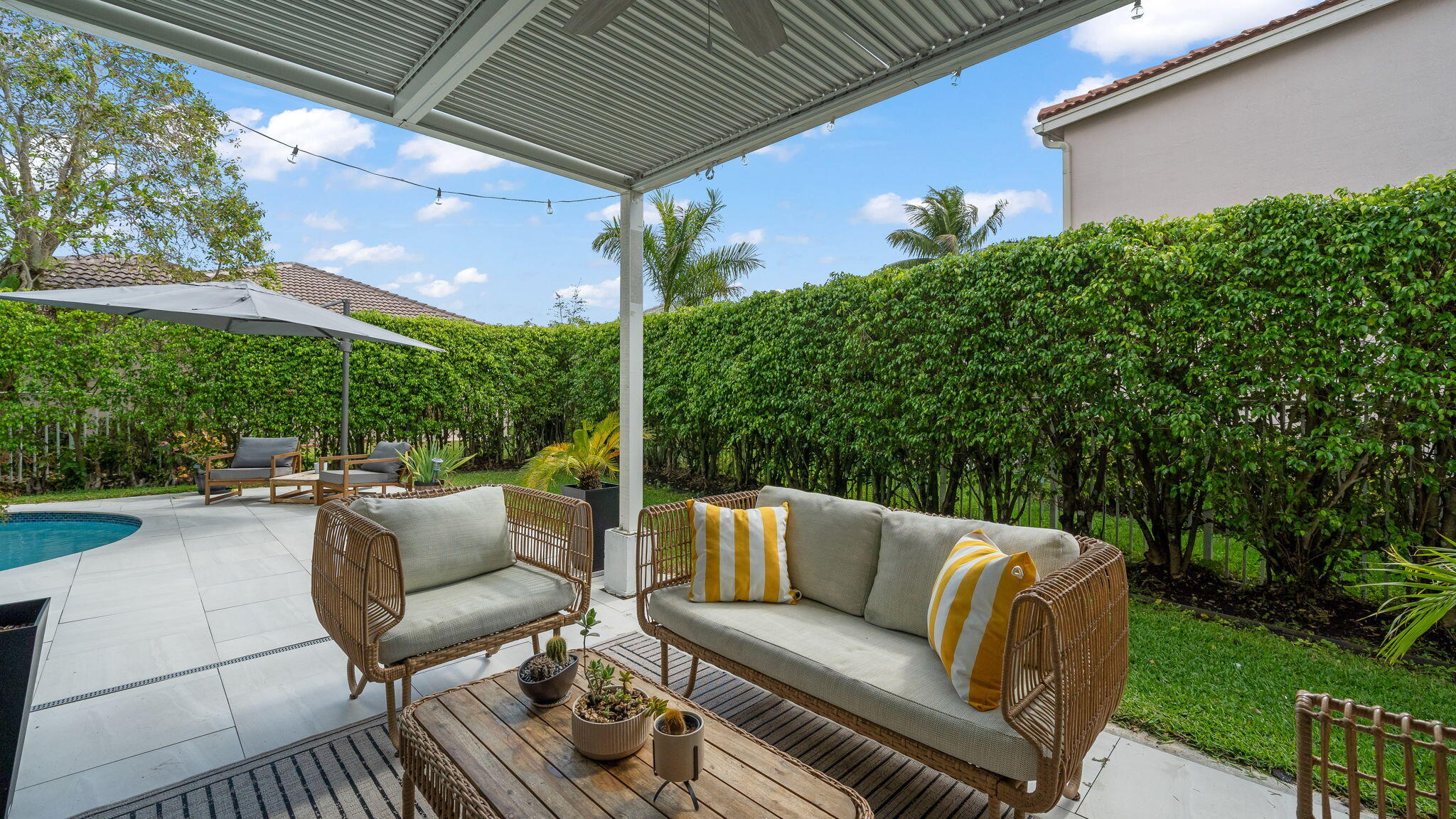 1089 Tupelo Weston, FL 33327